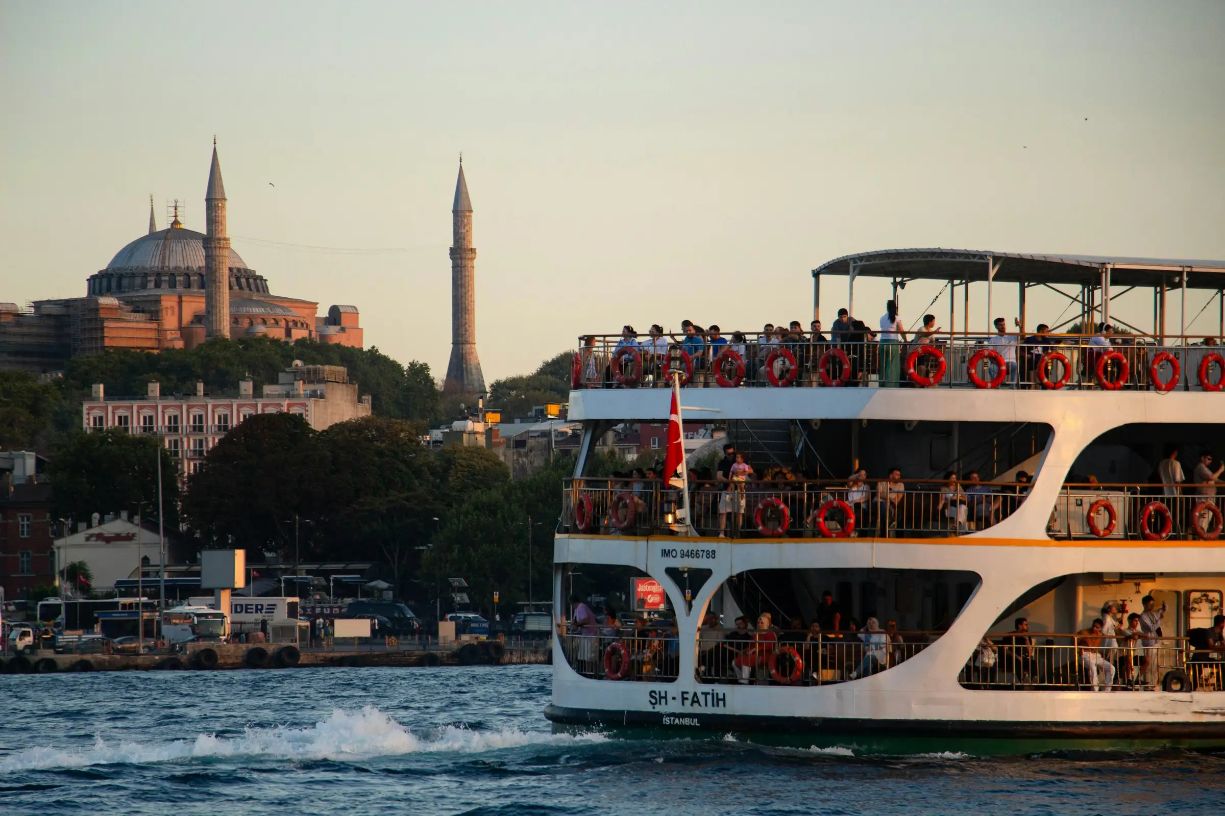 Essential İstanbul Attractions: 30 Must-See Sights by Neighborhood